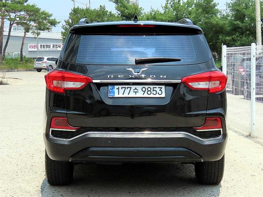 Ssangyong Rexton - Vista 6