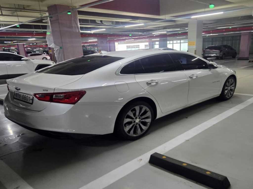 Chevrolet Malibu - Vista 2