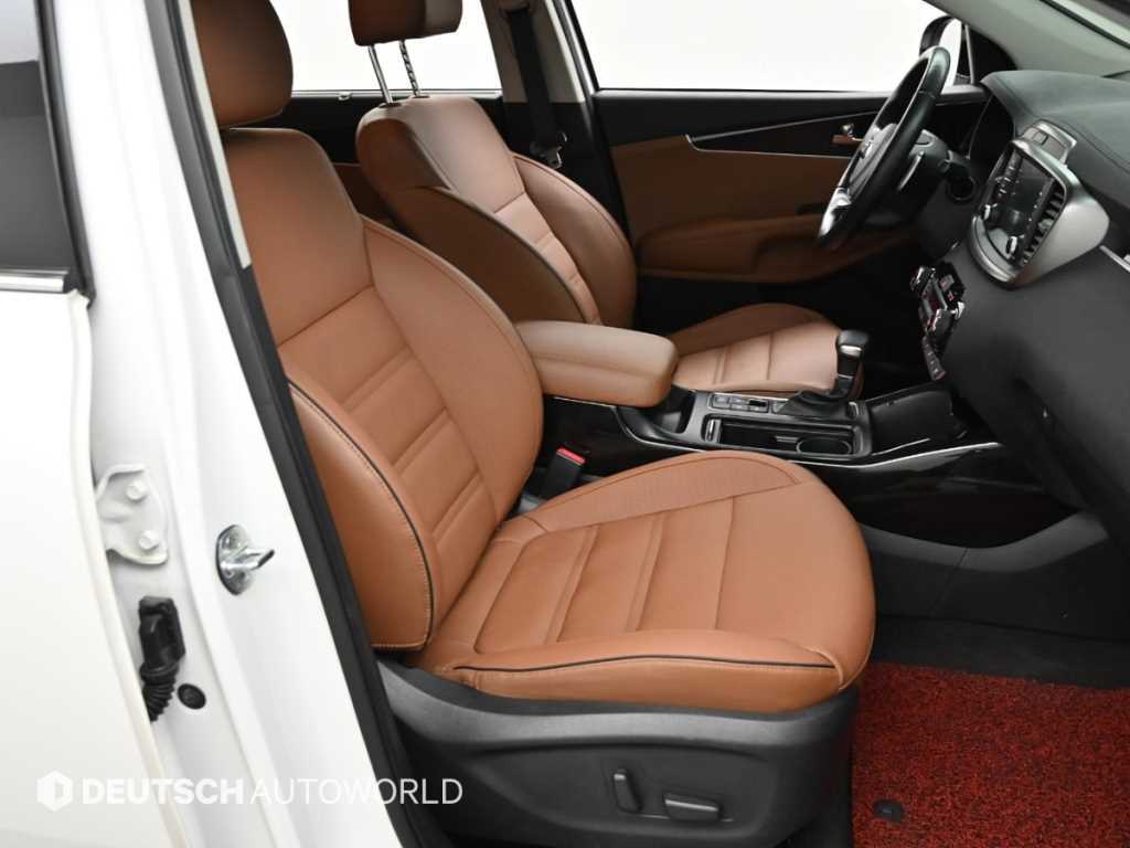 KIA Sorento - Vista 12