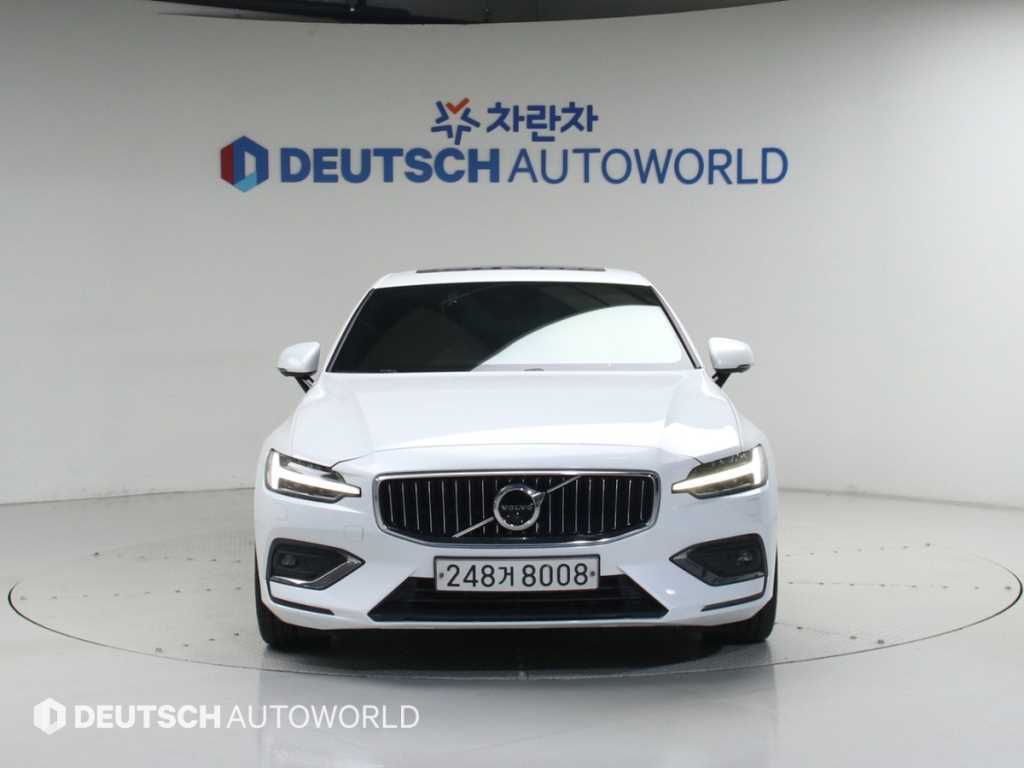 Volvo S90 - Vista 3