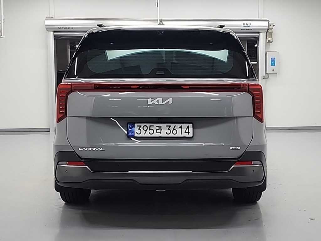 KIA Carnival - Vista 3