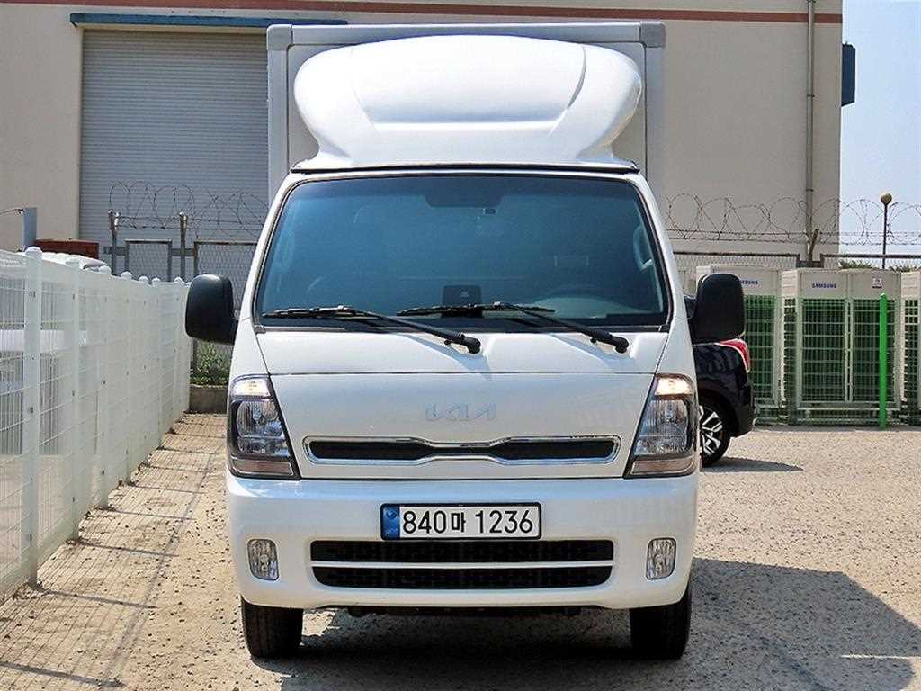 Small Truck Normal Box(High Deck) 2024 Blanco - Importación desde Corea - HF Imports Iquique - Foto 1