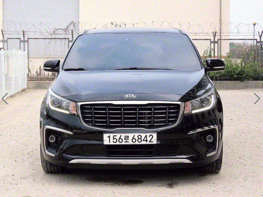 KIA Carnival 2018 Negro - Importación desde Corea - HF Imports Iquique - Foto 1