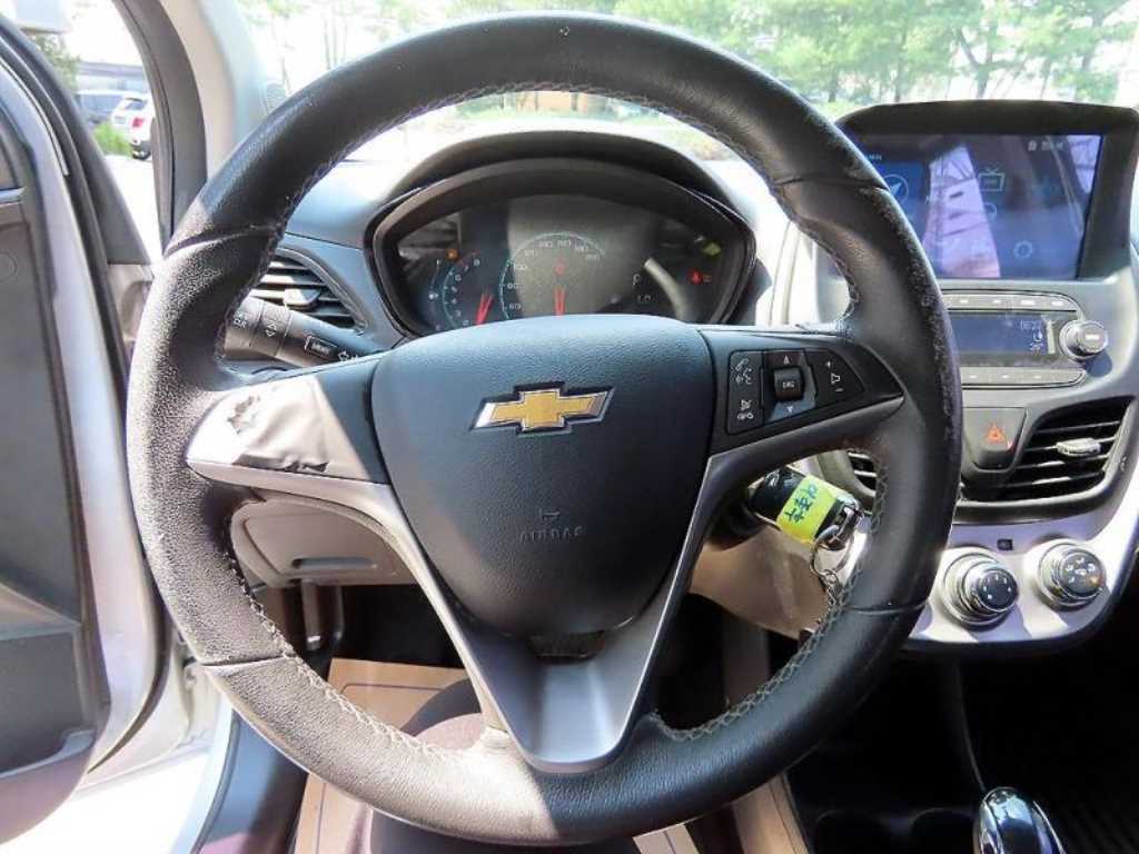 Chevrolet Spark - Vista 10