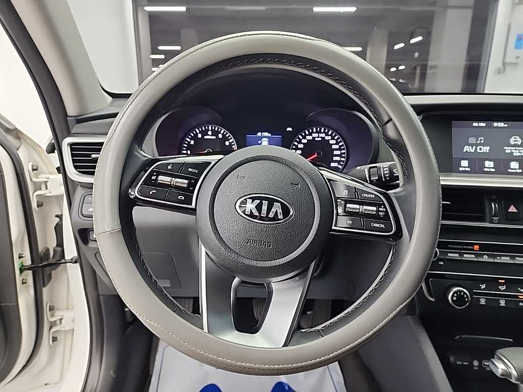 KIA K5 - Vista 11