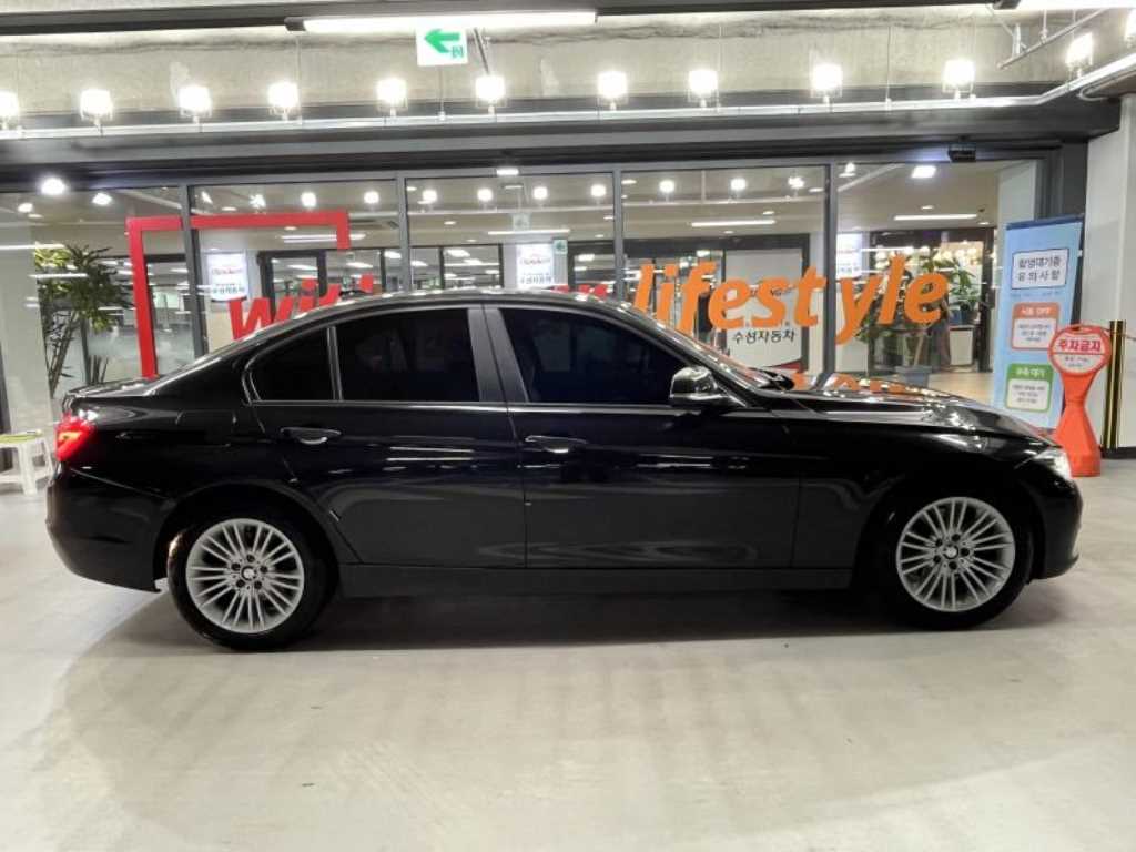 BMW 3 series - Vista 3