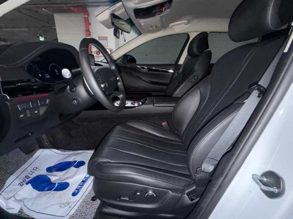 Genesis G80 - Vista 8
