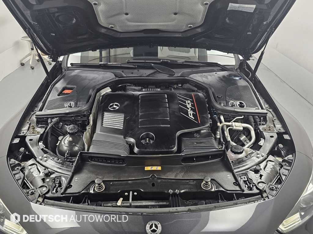 Mercedes Benz AMG GT - Vista 8