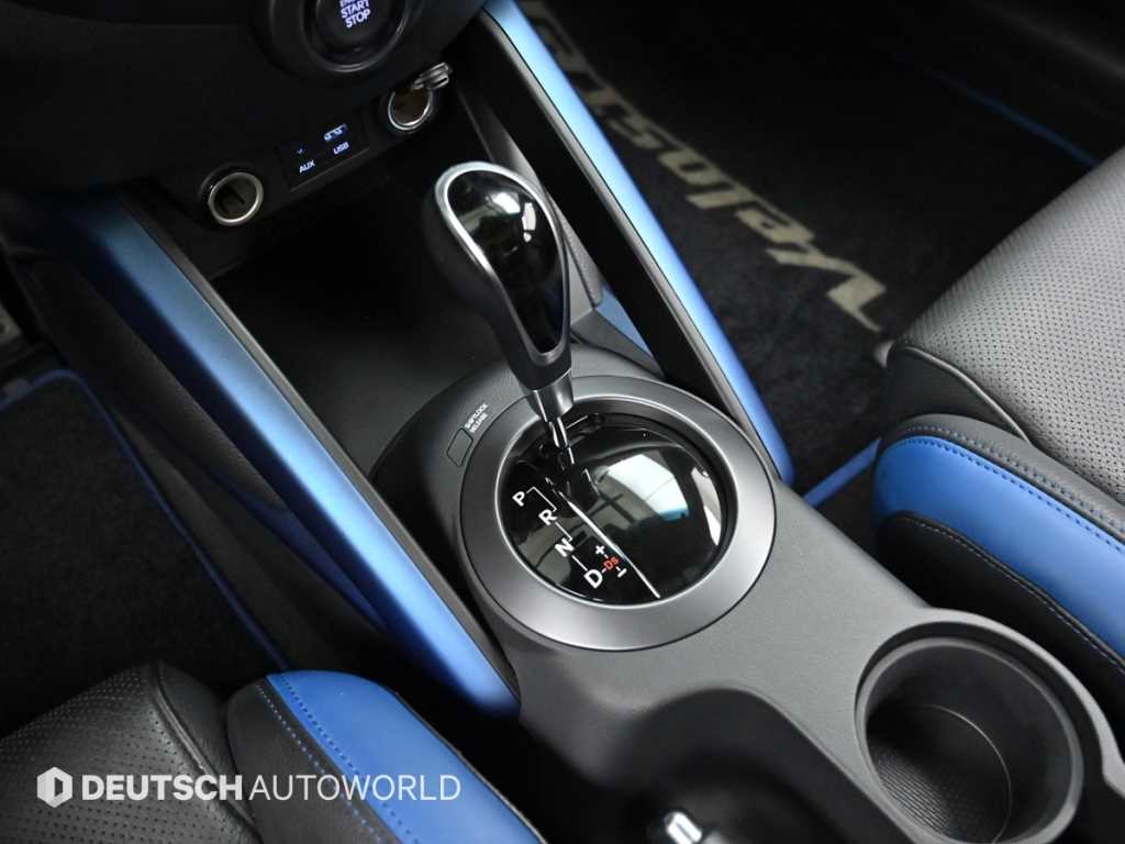 HYUNDAI Veloster - Vista 11