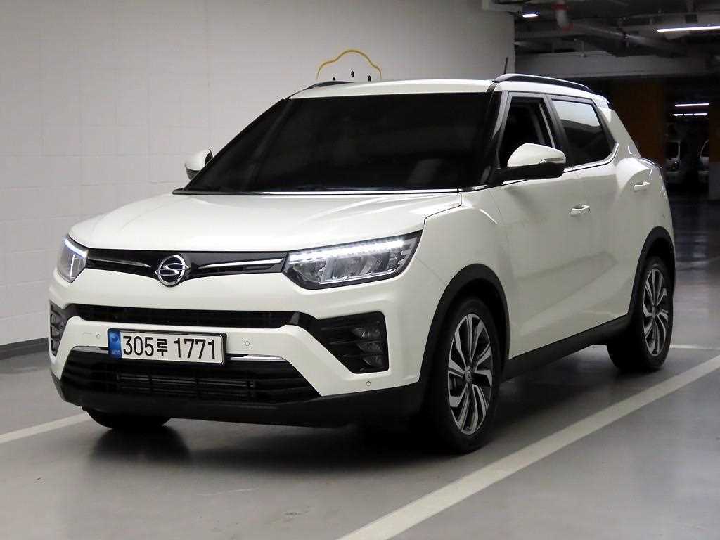 Ssangyong Tivoli 2021 Blanco - Importación desde Corea - HF Imports Iquique - Foto 1