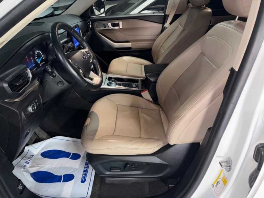 Ford Explorer - Vista 8