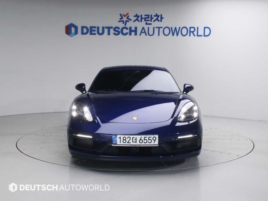 Porsche 718 - Vista 3