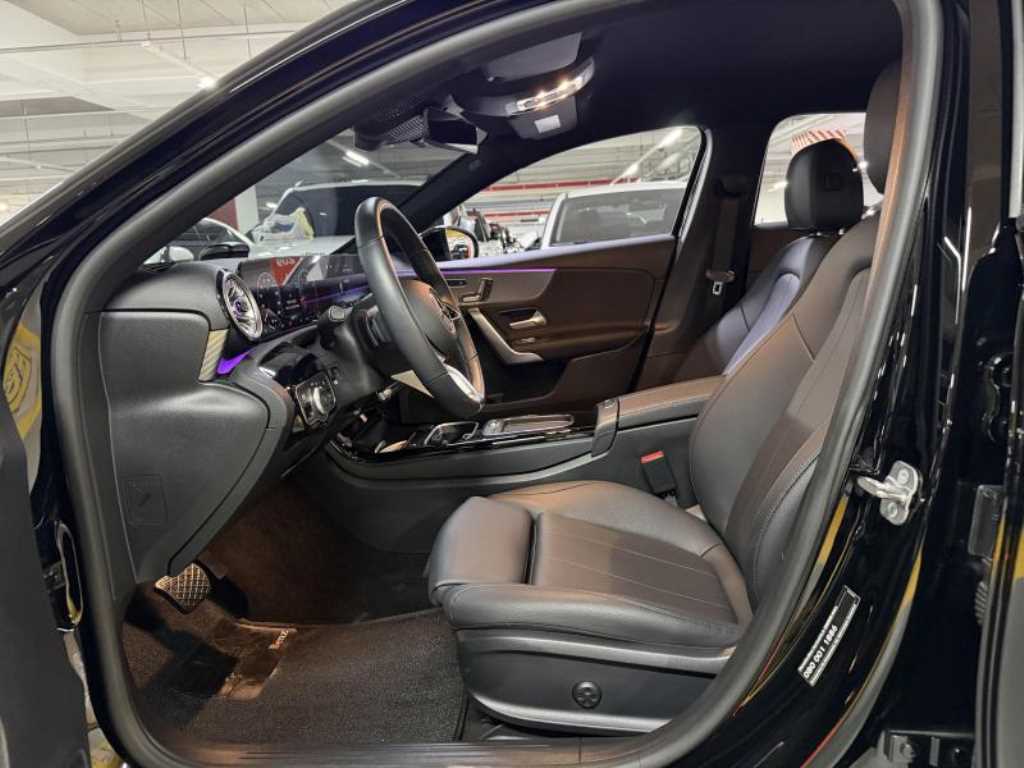 Mercedes Benz A Class - Vista 8