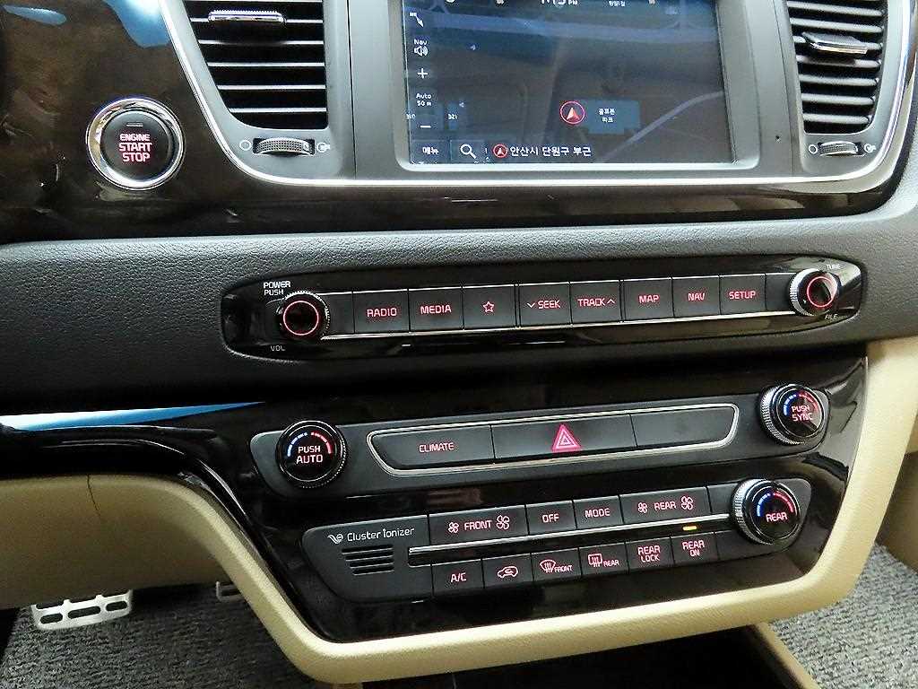 KIA Carnival 2019 - Importación desde Corea - HF Imports Iquique - Foto 18
