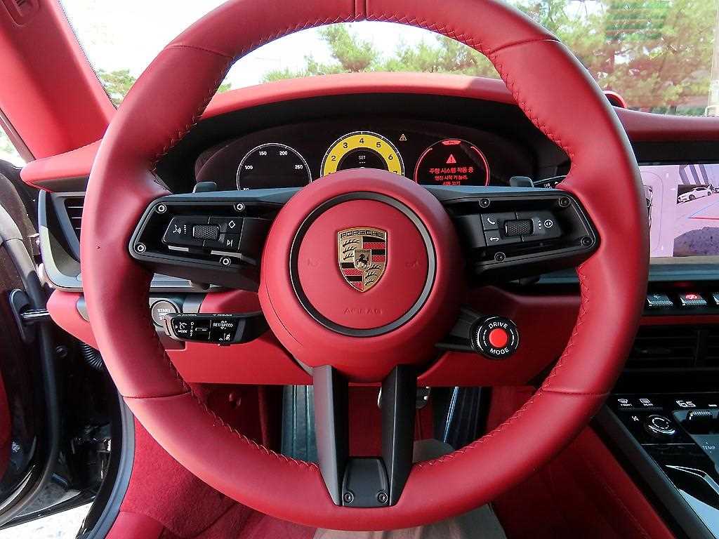 Porsche 911 2025 Negro - Importación desde Corea - HF Imports Iquique - Foto 15