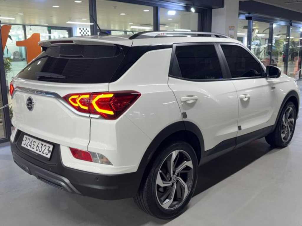 Ssangyong Korando - Vista 6