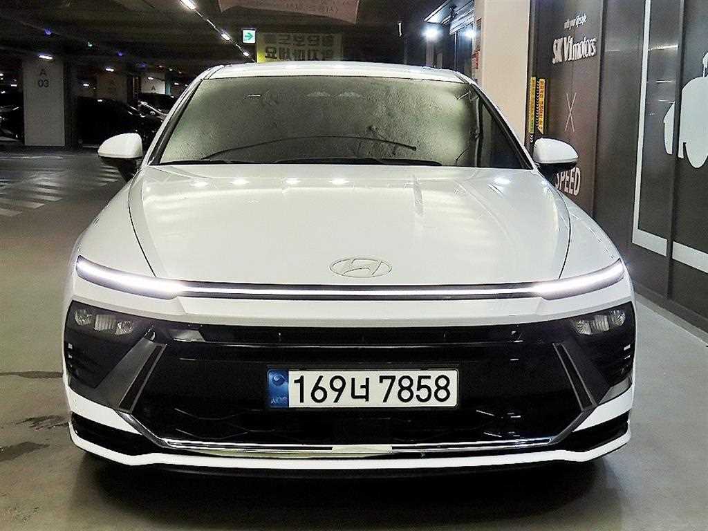 HYUNDAI Sonata - Vista 2