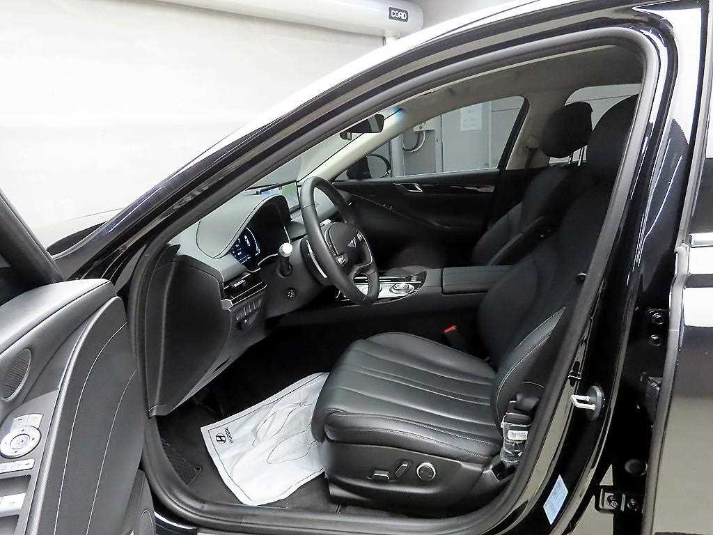 Genesis G80 - Vista 7