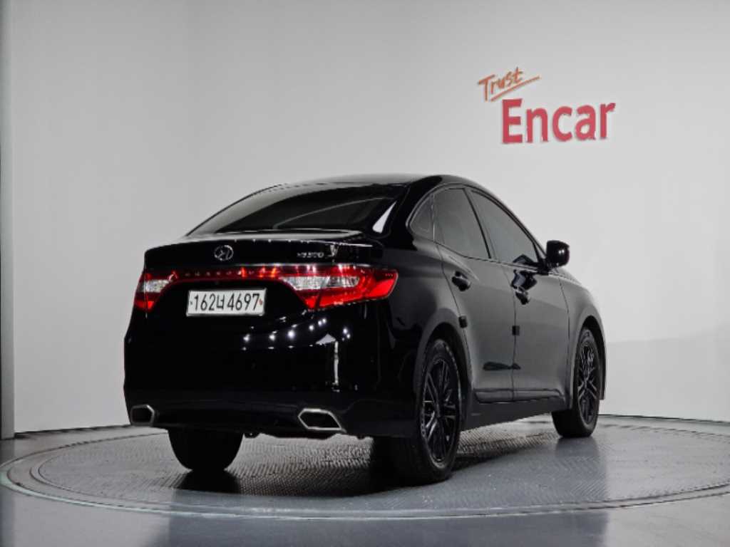 HYUNDAI Grandeur - Vista 2