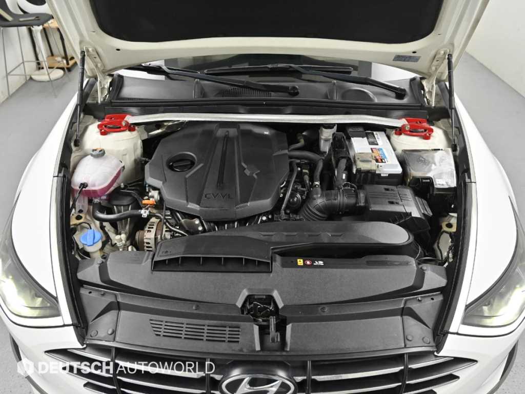 HYUNDAI Sonata - Vista 8
