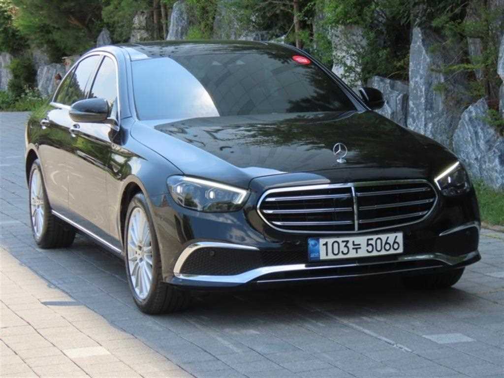 Mercedes Benz E class - Vista 2
