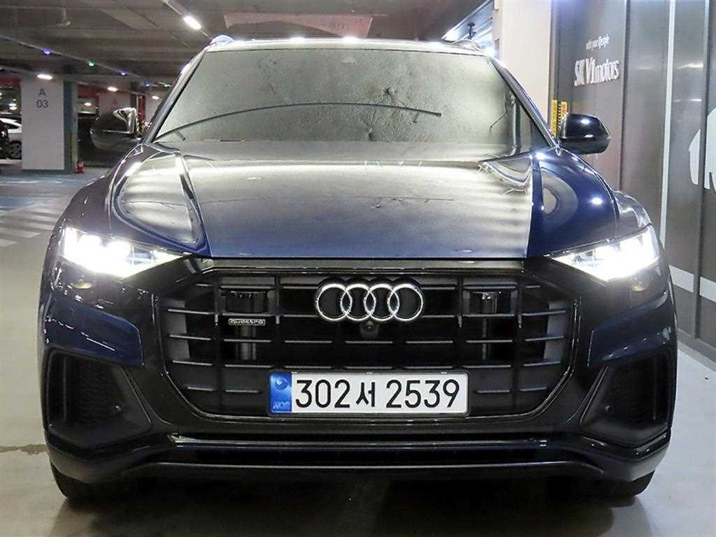 Audi Q8 - Vista 2