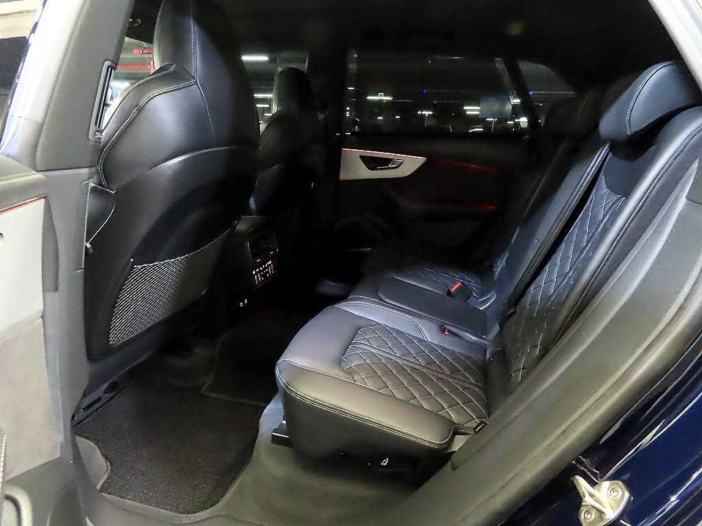 Audi Q8 - Vista 9