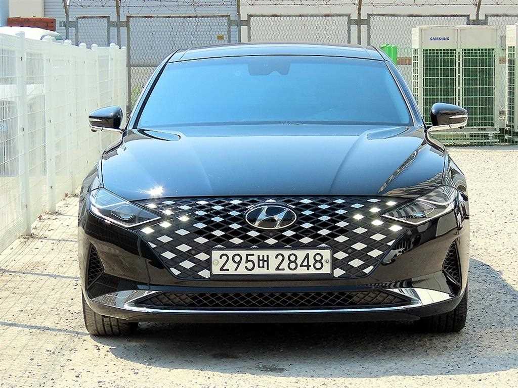 HYUNDAI Grandeur 2019 Negro - Importación desde Corea - HF Imports Iquique - Foto 1