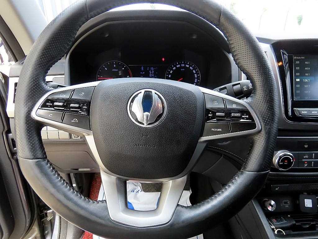 Ssangyong Rexton - Vista 10