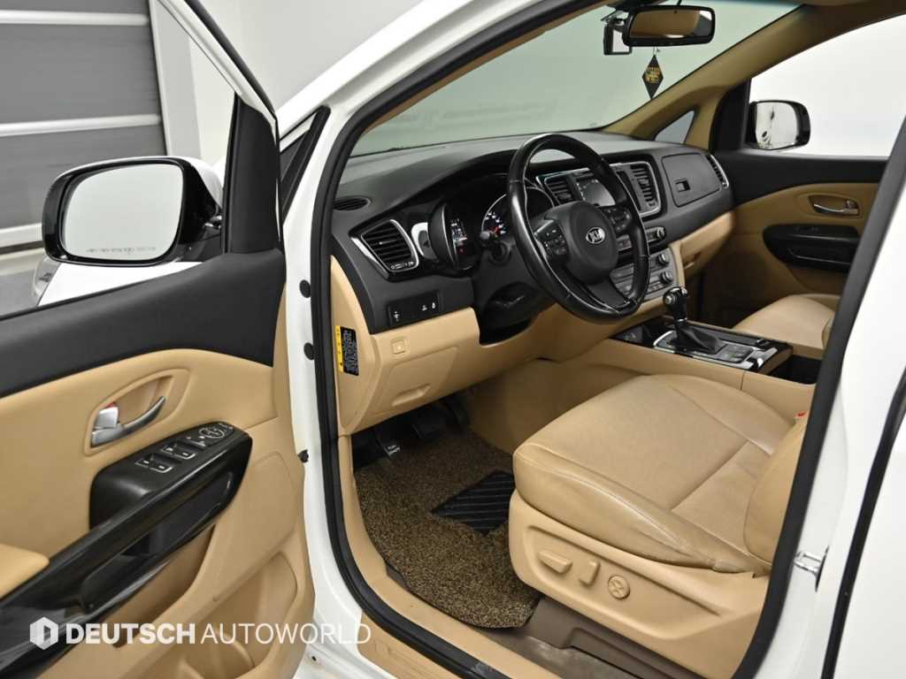 KIA Carnival 2014 Blanco - Importación desde Corea - HF Imports Iquique - Foto 13