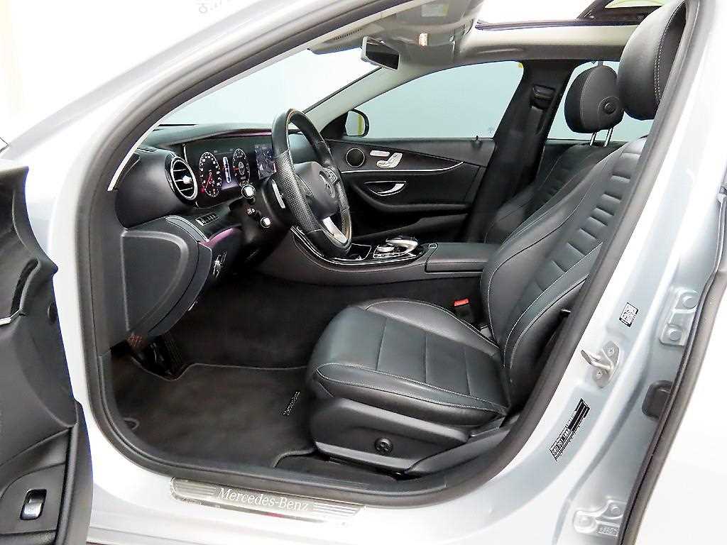 Mercedes Benz E class - Vista 7