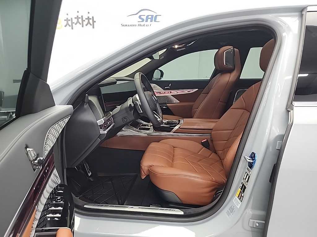 BMW i7 2025 Gris - Importación desde Corea - HF Imports Iquique - Foto 13