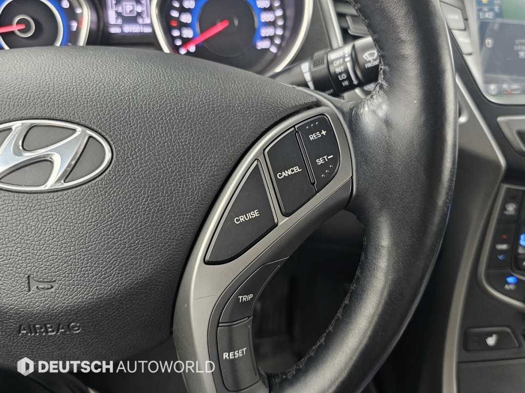 HYUNDAI Avante 2013 Blanco - Importación desde Corea - HF Imports Iquique - Foto 18