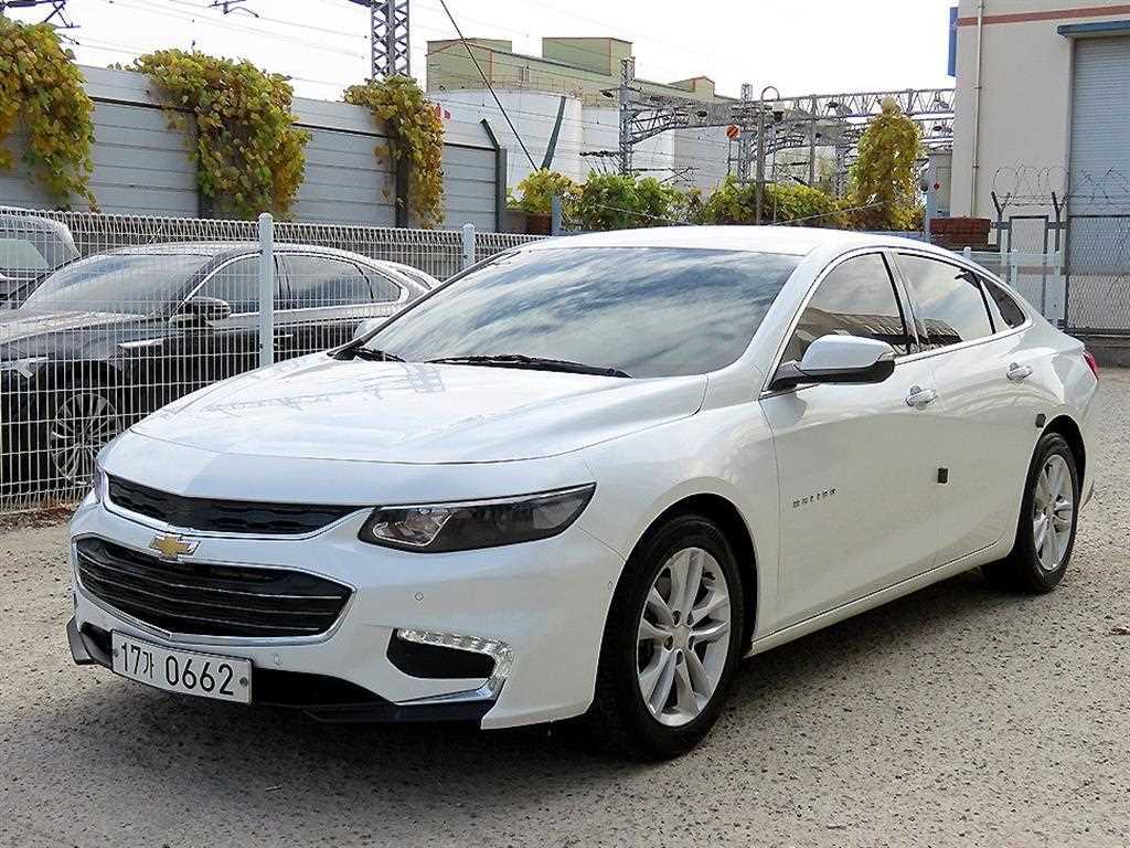 Chevrolet Malibu - Vista 2