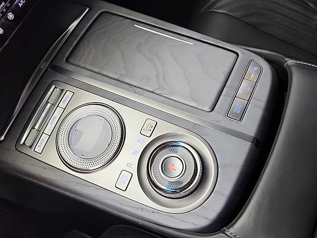 Genesis G80 - Vista 10