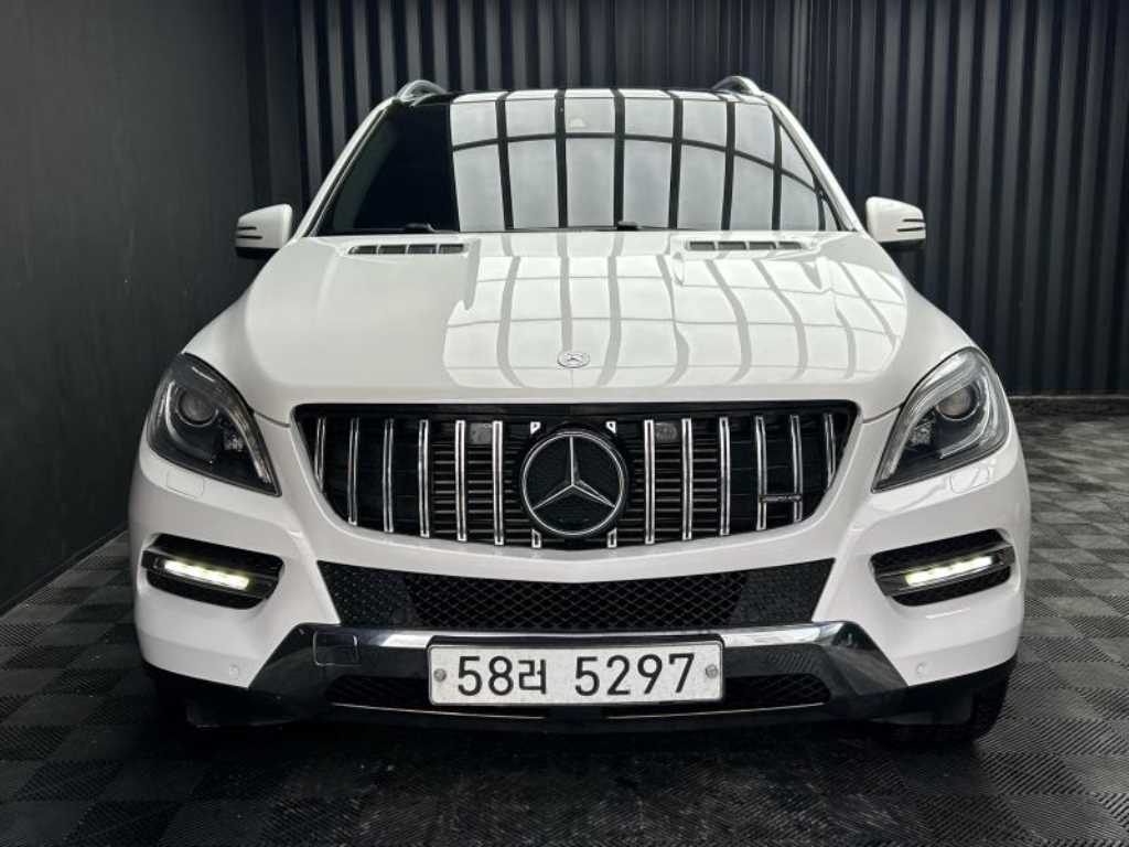Mercedes Benz M Class 2015 Blanco - Importación desde Corea - HF Imports Iquique - Foto 1