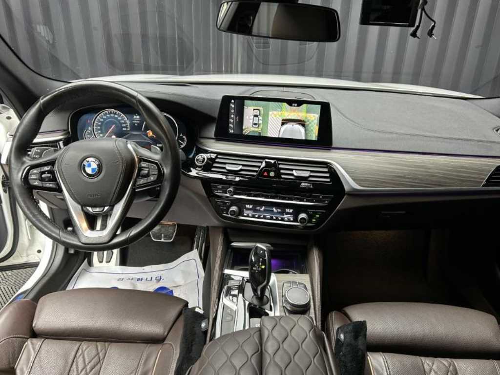 BMW 5 Series - Vista 9