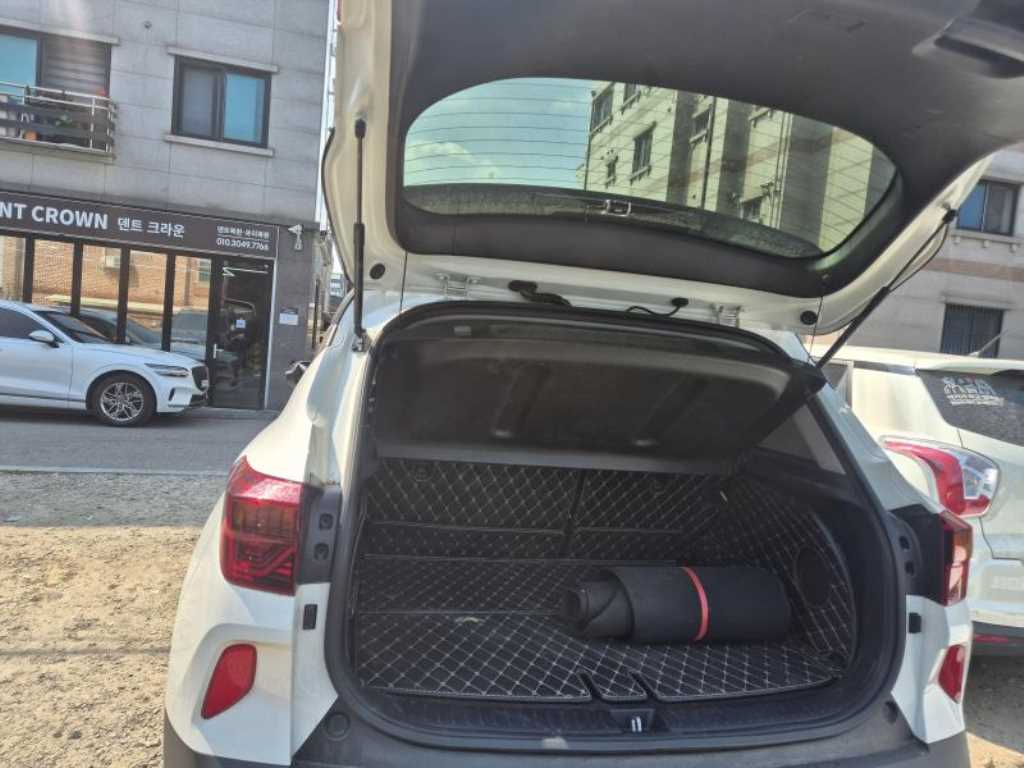 KIA Seltos - Vista 7