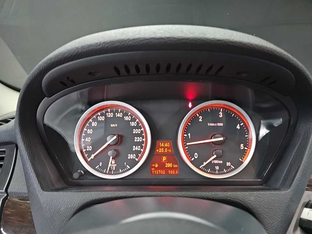 BMW X6 - Vista 8