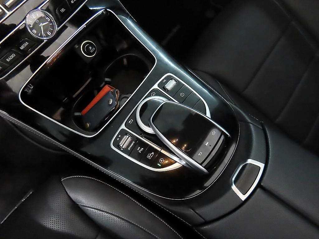Mercedes Benz E class 2016 Plateado - Importación desde Corea - HF Imports Iquique - Foto 15