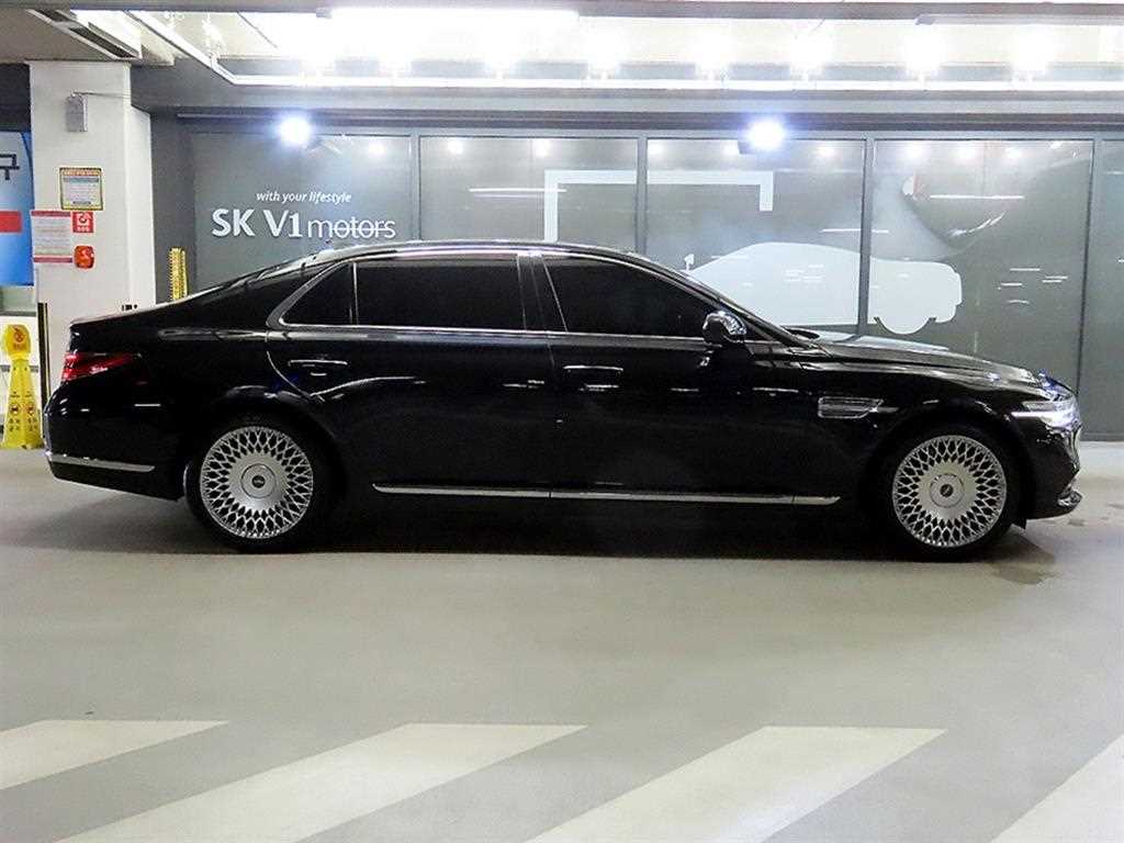 Genesis G90 - Vista 6