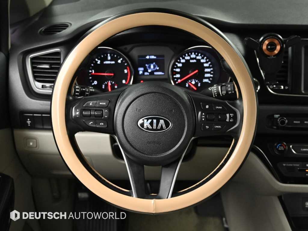 KIA Carnival 2019 Blanco - Importación desde Corea - HF Imports Iquique - Foto 15