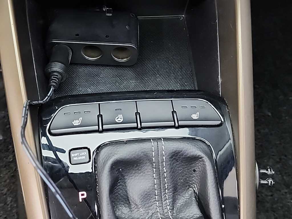 KIA Stonic 2018 Negro - Importación desde Corea - HF Imports Iquique - Foto 18