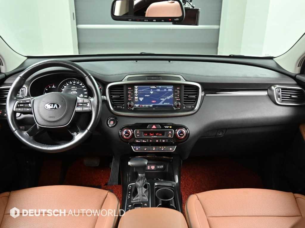 KIA Sorento - Vista 9