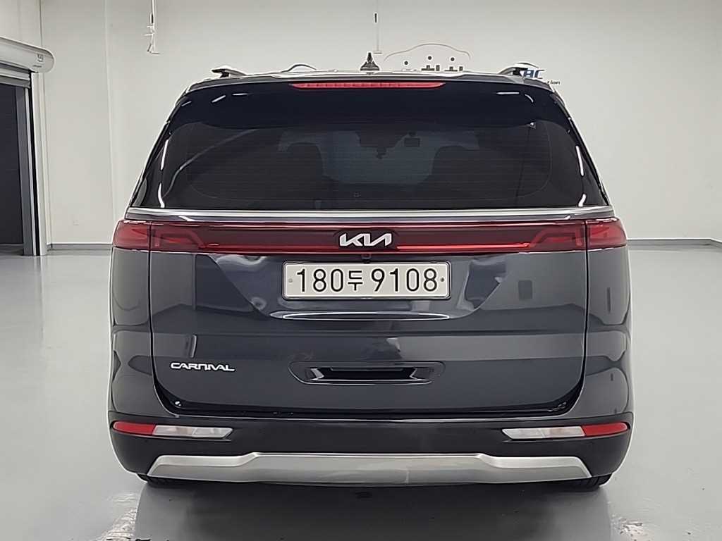KIA Carnival - Vista 3