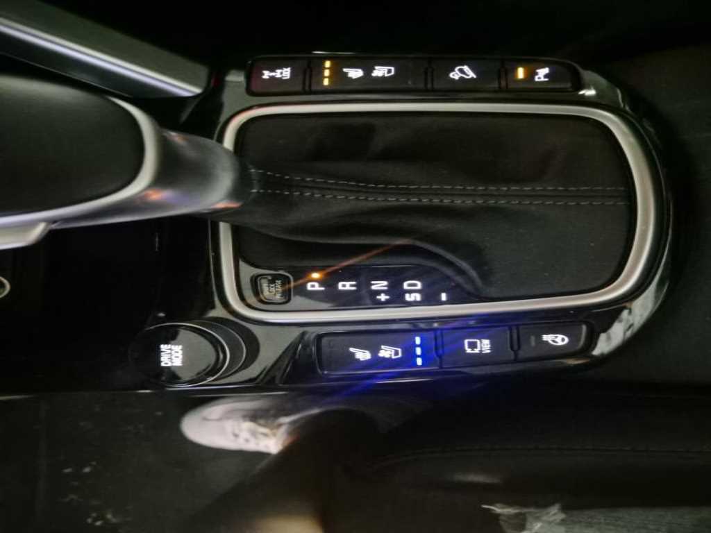 KIA Seltos - Vista 12