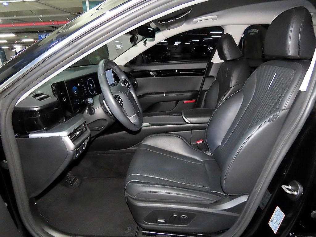 HYUNDAI Grandeur - Vista 8