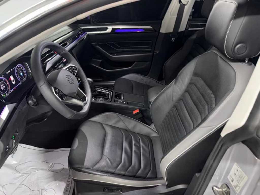 Volkswagen Arteon - Vista 8