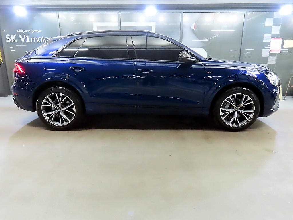 Audi Q8 - Vista 3