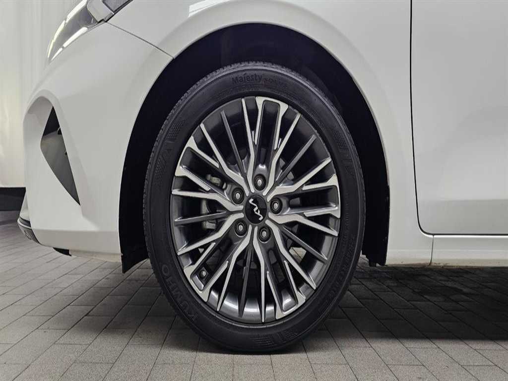 KIA K3 - Vista 7